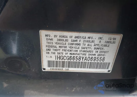 2000 Honda Accord 2.3 Lx from USA, damaged, VIN 1HGCG6658YA069556